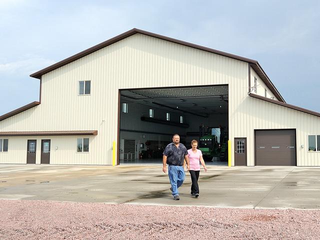 DTN recently featured JR Breitkreutz&#039;s shop, which was shaped by his desire for uncluttered space and lots of light. Look for additional shop-related pieces each Sunday in our Top Stories segment. (DTN photo by Jim Patrico)
