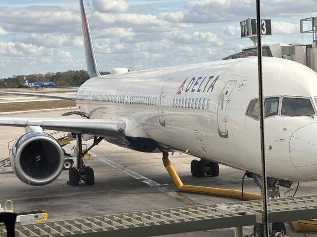 A group of 28 national and state agriculture groups asked Trump administration officials to take further action on the 45Z Clean Fuels Production tax credit. The credit is a key to producing sustainable aviation fuel using ag feedstocks. (DTN photo by Todd Neeley)