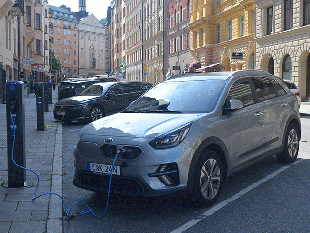 The Trump administration is set to end California&#039;s electric-vehicle mandate by signing three resolutions from the U.S. Senate. (Photo by Ranjithsiji, CC-BY-SA-4.0)