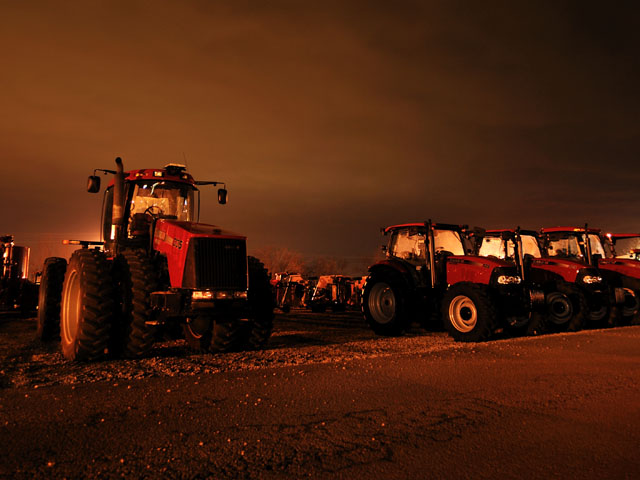 Fewer buyers have come to dealers&#039; lots this year, and sales numbers reflect that fact. (DTN/The Progressive Farmer photo by Jim Patrico)