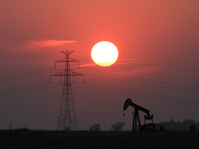 Author Jeff Rubin writes in his latest book that oil consumption will peak in five years only to fall by 12 to 13% to 80 million barrels/day, backed by U.S. Energy Information Administration research. (DTN photo by Elaine Shein)