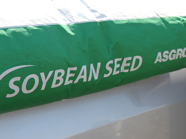 Monsanto announced Monday that they will allow farmers to pre-order new dicamba soybeans for the 2016 growing season (DTN photo by Pamela Smith)