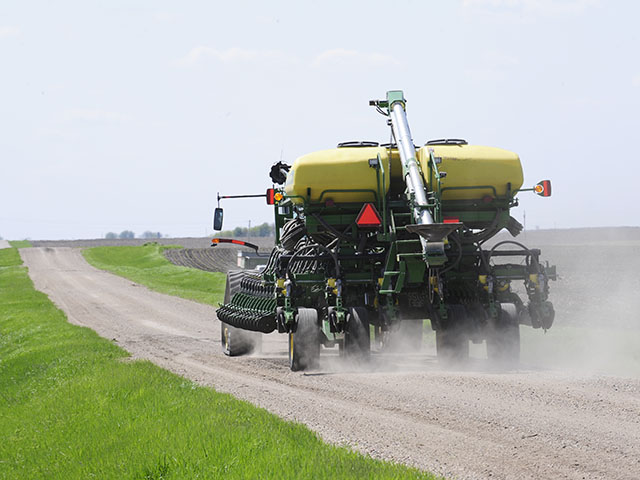Large farm equipment is the rule rather than exception today. But some states&#039; laws were written for smaller machines and need to be changed. (DTN/The Progressive Farmer photo by Bob Elbert)