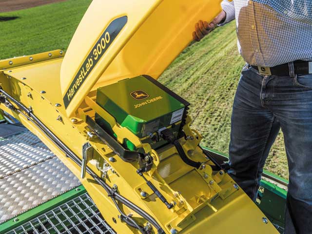 John Deere&#039;s HarvestLab 3000 (Photo courtesy of John Deere)