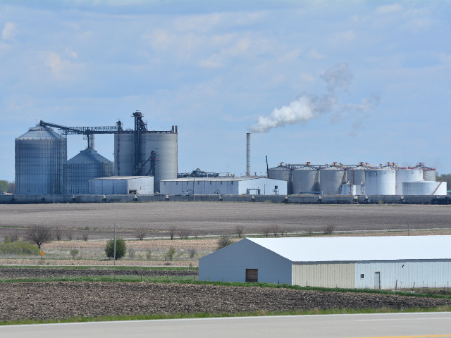 A group of more than 90 ethanol plant employees asked President Donald Trump on Monday to change direction on EPA&#039;s granting of small-refinery waivers. (DTN/The Progressive Farmer photo by Matthew Wilde) 