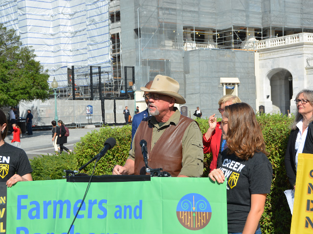 Will Harris, a Georgia rancher, talks about regenerative agriculture on his operation and says he supports a Green New Deal for agriculture. (DTN photo by Chris Clayton) 