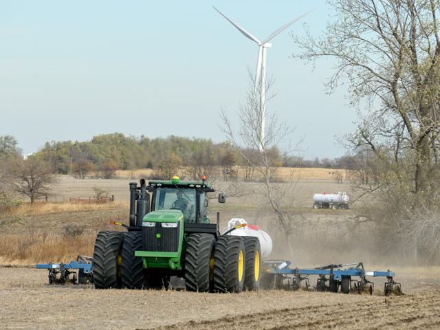 Reminders of how to safely handle anhydrous ammonia are important, no matter how much experience you&#039;ve had with this nutrient. (DTN photo by Jim Patrico)