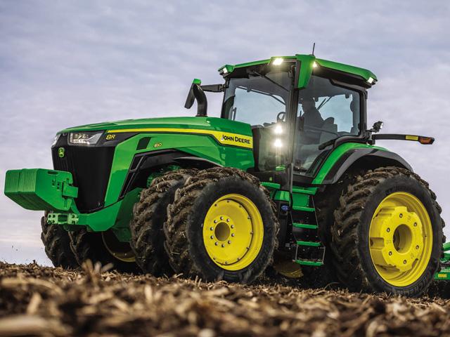 A new stepless Electric Variable Transmission (EVT) will be available for all Deere 410-horsepower 8 Series tractors. An EVT has electric motors in place of the hydrostatic motors that improve transmission performance, reliability, and efficiency. Future Deere EVT tractors will optionally feature electric power generation to power implements and axles. (Photo courtesy of John Deere)