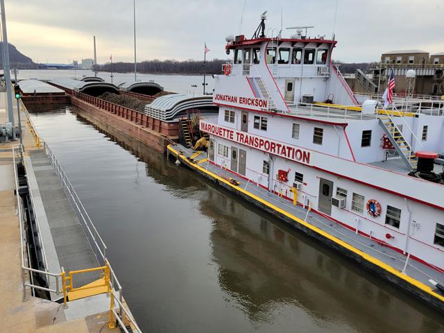 The U.S. Army Corps of Engineers, St. Paul District, locked the last tow to depart St. Paul, Minnesota, on Nov. 23, ending the 2021 navigation season on the far Upper Mississippi River. (Photo by Joe Minnis, USACE St. Paul District)