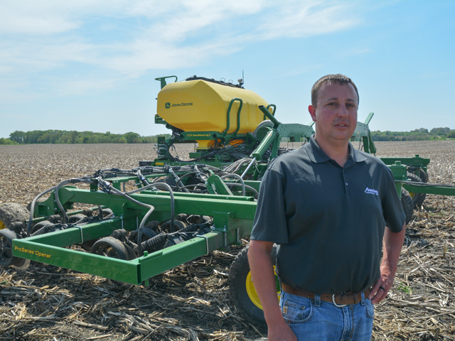Tony Douglas, manager of AgriVision Equipment Group&#039;s Lenox, Iowa, location, is providing field demonstrations of John Deere&#039;s new N542C grain drill to customers before the air seeder goes into production in June. (DTN/Progressive Farmer photo by Matthew Wilde)