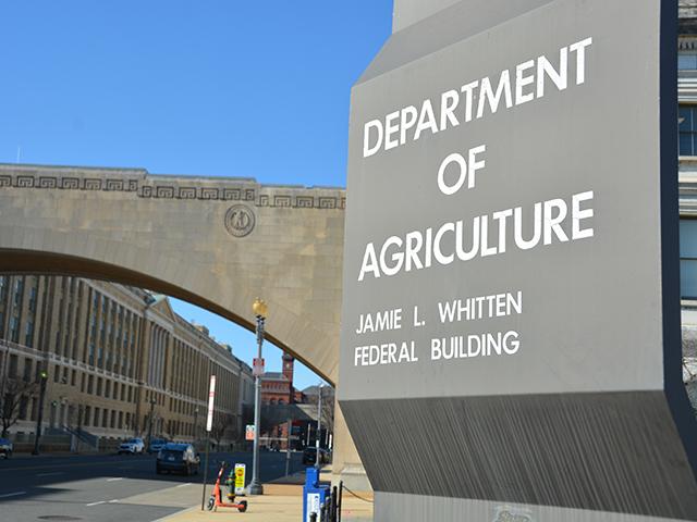 USDA faces a March 1 funding deadline that could close the department on March 2. USDA opens enrollment for the Dairy Margin Coverage program this week and crop farmers are in the final three weeks of enrollment for the ARC and PLC programs as well. (DTN photo by Chris Clayton)