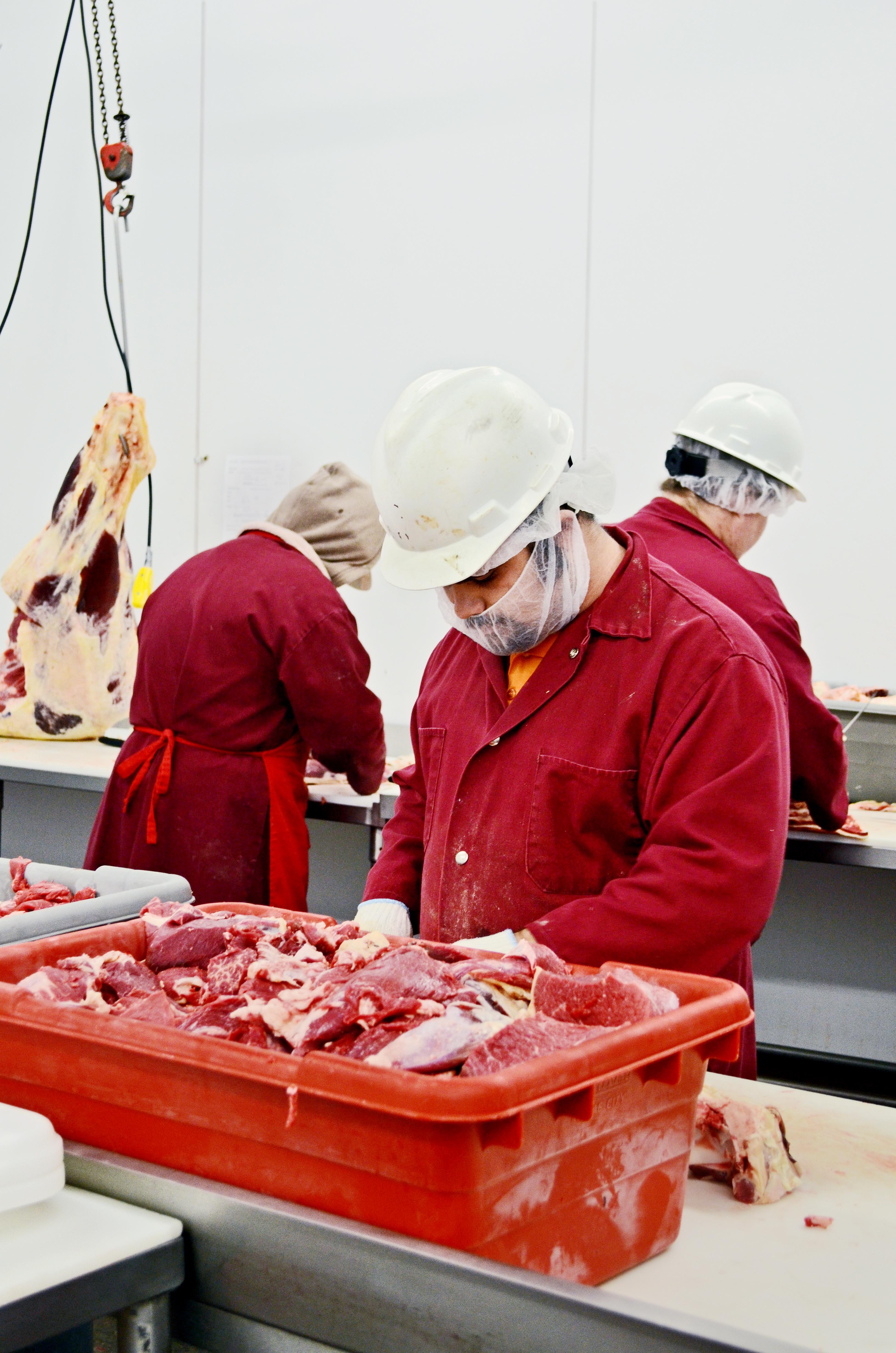 Tight cold storage supplies of beef could mean packers must support the cash market more than they&#039;d like. (DTN file photo by Victoria Myers).