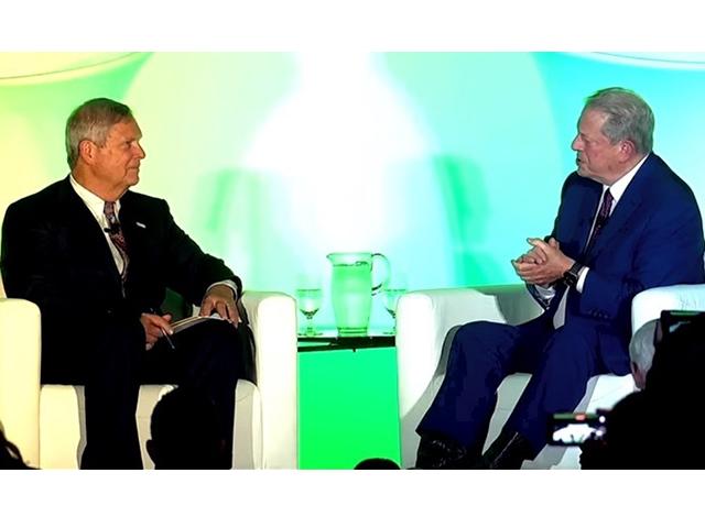 Agriculture Secretary Tom Vilsack, left, talks about agriculture and climate issues with former Vice President Al Gore on Monday during the AIM for Climate Summit. Gore talked about his family farm and transitioning it to regenerative farm practices. (DTN photo by Jerry Hagstrom) 
