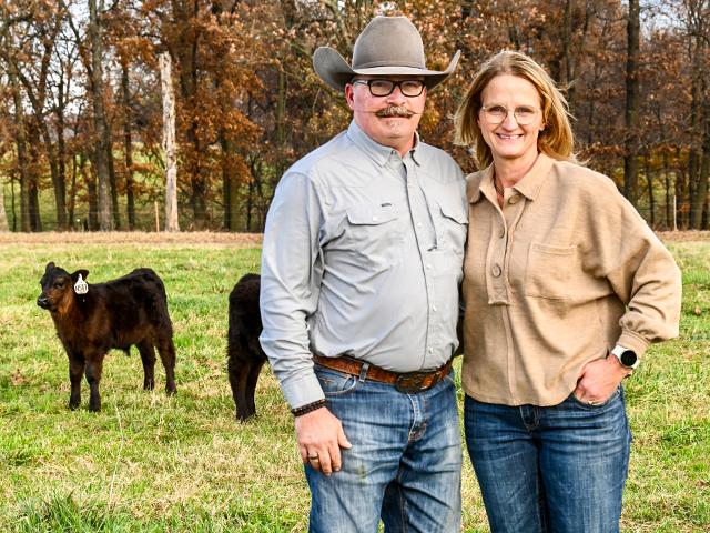 Vance and Jennifer Keaton work together on their herd-health program. As a veterinarian, Jennifer also works with cattle clients. (Jennifer Carrico)
