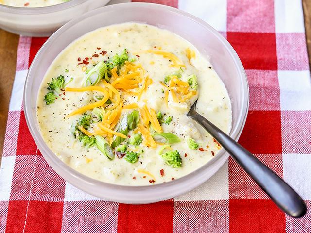 Slow Cooker Cheesy Broccoli Chowder (Rachel Johnson)