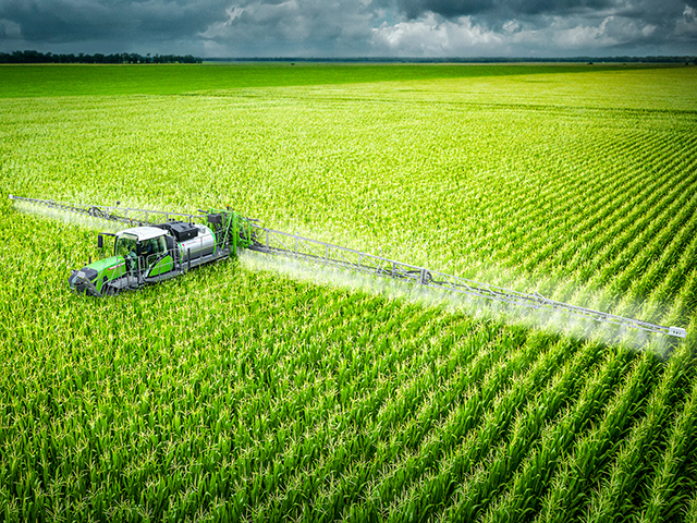 Fendt 900 Series applicator (Provided by Fendt)