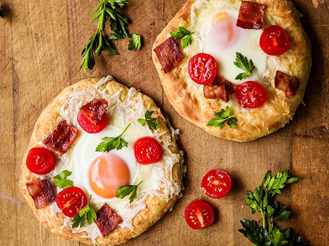 Egg, Bacon, Tomato Pie (Rachel Johnson)