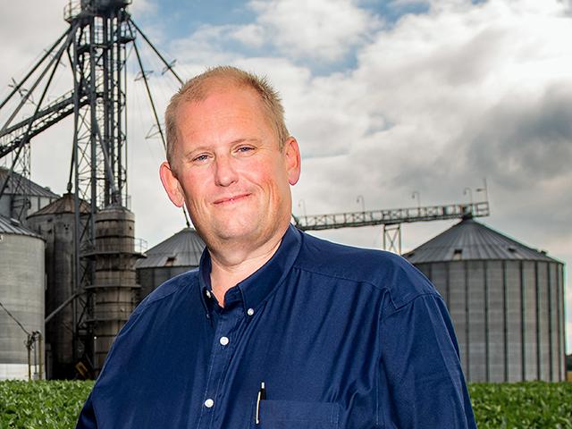 Kentucky farmer Ryan Bivens learned that ending a challenging banking relationship can sometimes be a step toward future success. (Joel Reichenberger)