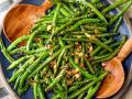 Garlicky Sesame Green Beans (Rachel Johnson)
