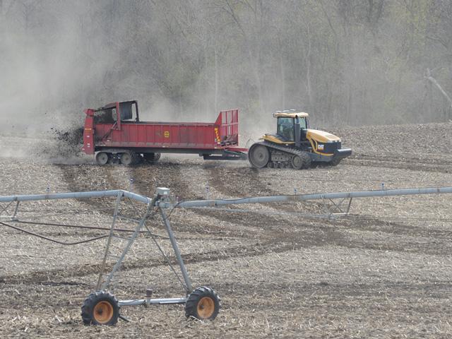 Producers with manure to spread in the winter months should consider several factors before hitting the field. (DTN file photo)