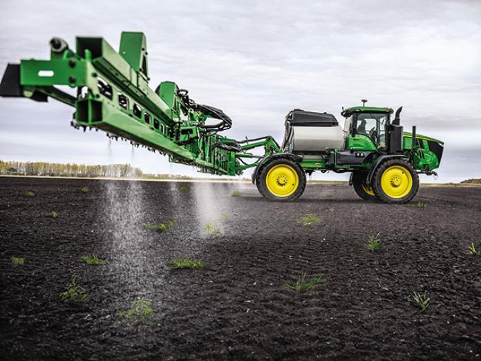 John Deere, farm group reach deal on fixing equipment