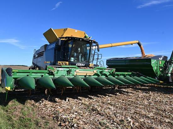 USDA has announced that it revised its corn estimates published in September following questions about corn production in Kansas and Nebraska. The change elevated Nebraska's corn yield by 5 bushels per acre and slightly increased the national yield. The National Corn Growers Association said the situation cost farmers significant dollars in market value. (DTN file photo by Matthew Wilde)