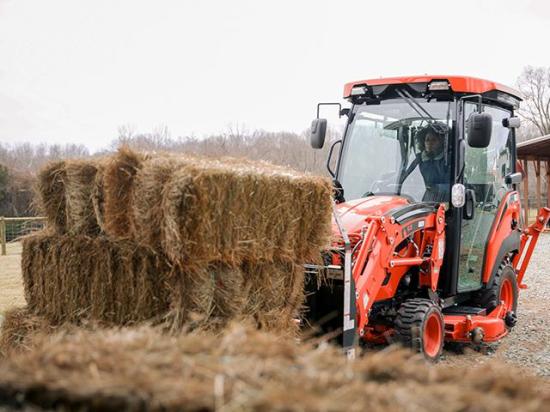 KIOTI&#039;s new sub-compact CS30 tractor features a factory-installed, climate-controlled cab. (DTN image courtesy KIOTI)