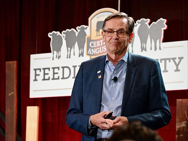 Economist Dan Basse discussed the global agricultural economy during the Feeding Quality Forum in Dodge City, Kansas, recently. (DTN/Progressive Farmer photo by Jennifer Carrico)