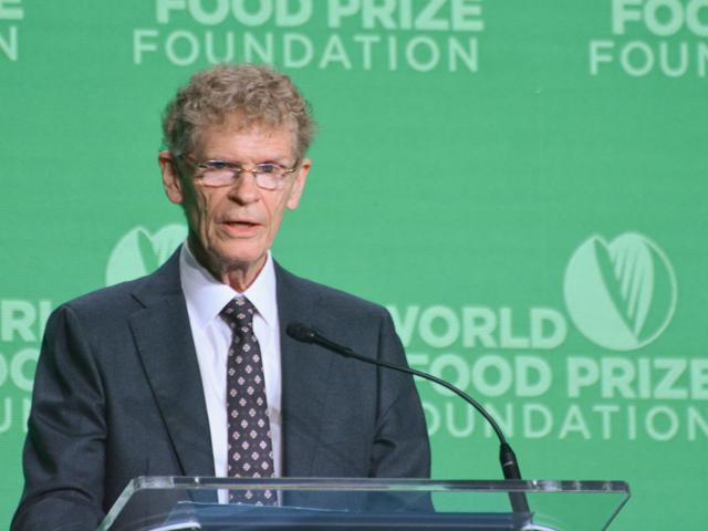 Cary Fowler, U.S. special envoy for Global Food Security, talked about the need to improve food production last year at the World Food Prize Foundation&#039;s Borlaug Dialogue. Fowler was named a World Food Prize laureate Thursday for his work with Geoffrey Hawtin creating the "Doomsday Vault" in Norway to protect global seed varieties. (DTN file photo by Chris Clayton) 