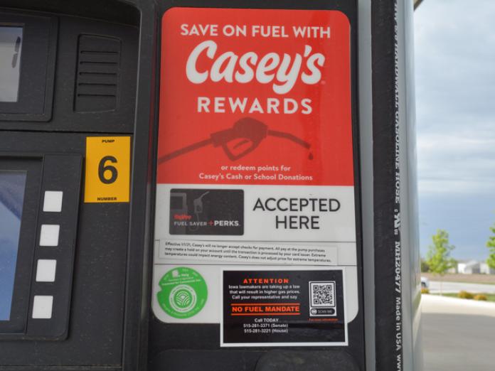 Gas Retailers Oppose Iowa Bill Despite Receiving Millions In Industry Grants