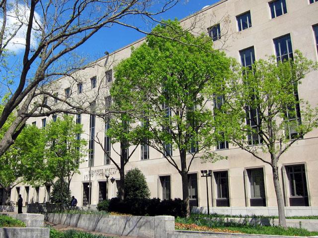 Legal challenges to the 2019 renewable volume obligations in the Renewable Fuel Standard were argued at the U.S. Court of Appeals for the District of Columbia Circuit on Friday. (DTN file photo)