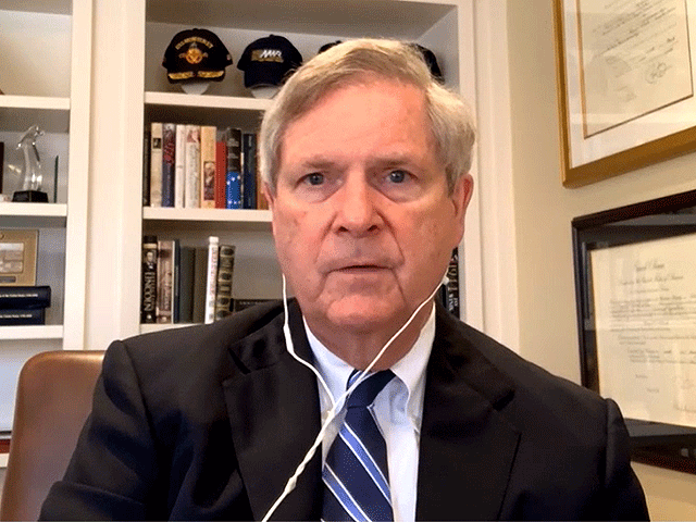 Agriculture Secretary Tom Vilsack spoke Friday to farmers and agribusiness participants in Commodity Classic. Vilsack said USDA expects to release more details and aid sign-up soon, but he provided no specifics in his comments. (Image from Commodity Classic live stream)