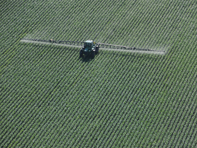 The EPA has extended the public comment period on its interim registration of the insecticide chlorpyrifos by 30 days. (DTN file photo by Tom Dodge)