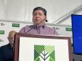 Illinois Gov. J.B. Pritzker, a Democrat, announces plans for a $2 billion anhydrous ammonia fertilizer plant in Illinois that will eventually produce up to 950,000 short tons of fertilizer per year. Pritzker made the announcement at the Farm Progress Show in Decatur. (DTN photo by Chris Clayton)