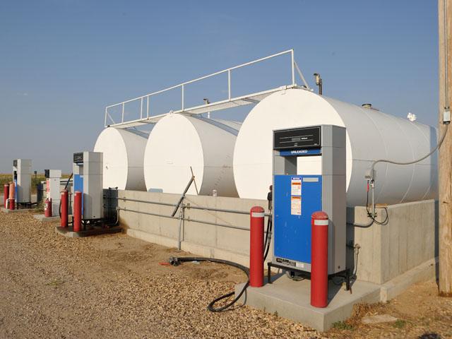 Three states this week announced that agricultural producers with highway-registered vehicles are now permitted to run on untaxed, dyed diesel without facing state fines or penalties. (DTN file photo)