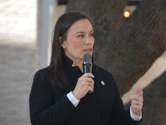 San Antonio Mayor Gina Ortiz Jones talks about the trade ties between Texas and Mexico during an event highlighting the need to extend the U.S.-Mexico-Canada Agreement (USMCA). Jones also said policymakers need to understand how labor and immigration policies also affect the potential success of the trade deal. (DTN photo by Chris Clayton)