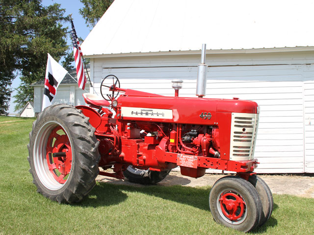 Chuck Lambe's restored red 1957 International Harvester Farmall 450. (DTN photo by Pam Smith)