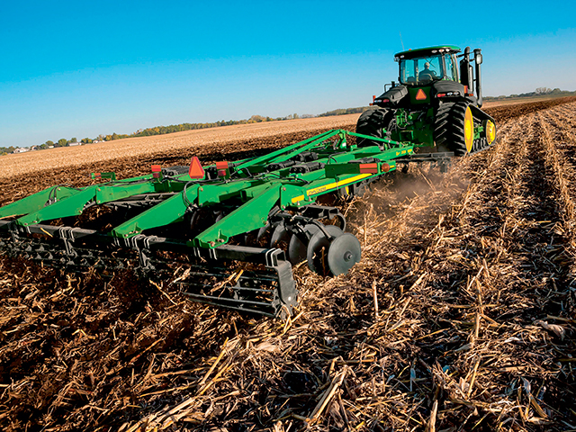 John Deere 270 Disk Ripper (Progressive Farmer photo)