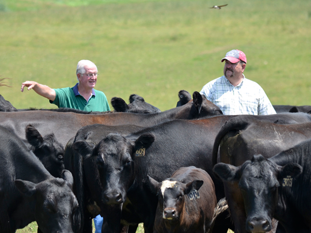 A successful growing season isn&#039;t possible without motivated operators, livestock herdsmen or grain haulers, but keeping employees engaged and performing their best takes work. (Photo courtesy of NCBABaxter Communications)