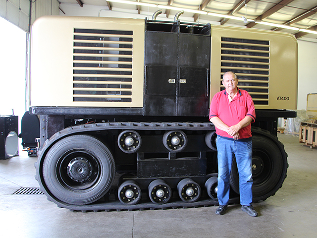 Terry Anderson&#039;s modular platform is powered by two 202-hp Isuzu diesel engines that generate electrical power to operate motors that run the tracks. (Progressive Farmer image by Karen McMahon)