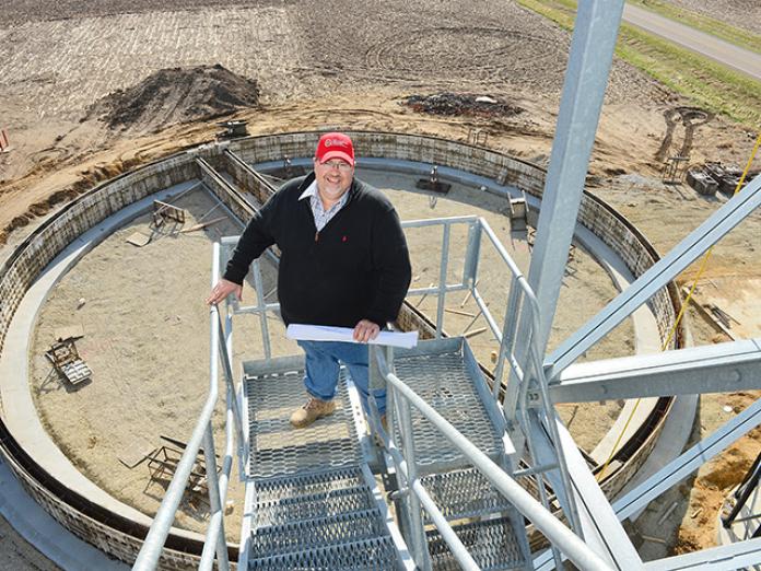 Big Bin System Reduces Harvest Hurdles Adds Value To Crops