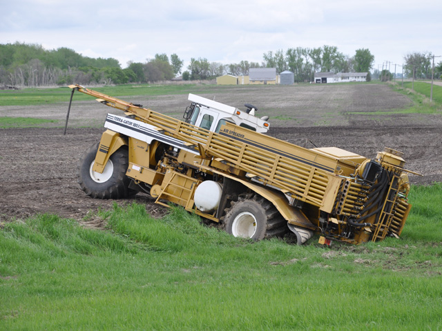 It&#039;s easy to get stuck when trying to determine a yield response from gypsum, but scientists are starting to pull out some answers that may one day result in some base recommendations. (DTN photo by Chris Clayton)