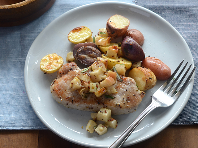 This cozy weeknight meal takes only 15 minutes to prepare, and uses one sheet pan. (DTN/Progressive Farmer photo by Rachel Johnson)