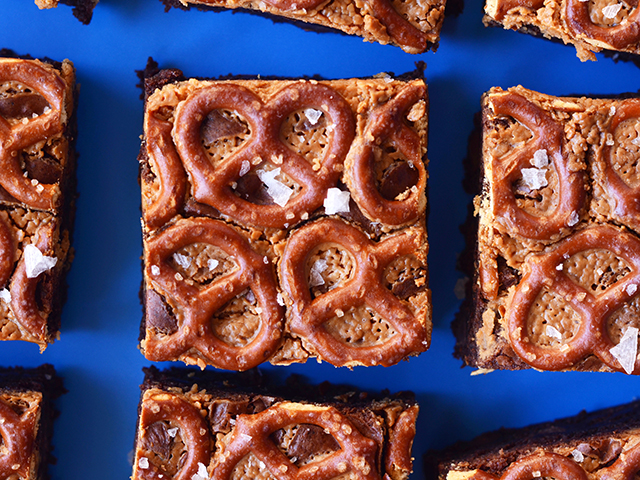 Mix and match your pretzel styles with whatever you have on handâ€”butter snaps, sticks or thin twists. Donâ€™t use pretzel pieces or large sourdough pretzels, as they will sink and become soggy in the batter. (DTN/Progressive Farmer image by Rachel Johnson)