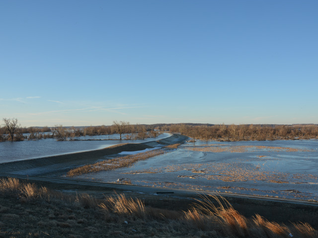 Iowa and Nebraska residents were battling flood waters that continued to build on the Missouri River on Friday. (DTN photo by Chris Clayton)