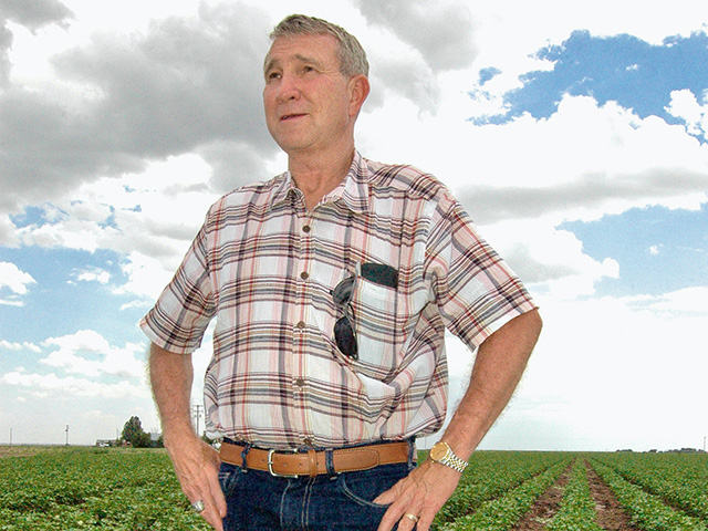 Jimmy Wedelâ€™s Muleshoe, Texas, farm has made organic work as a niche market at times when cotton and grain prices are low, Image by Larry Stalcup