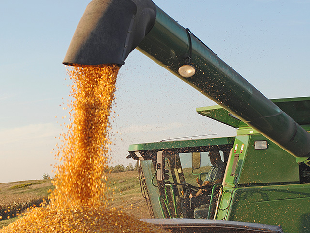 Farmers may see bigger tax savings giving grain rather than money to charitable organizations, Image by Jim Patrico