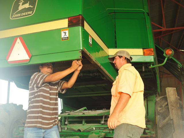 Factors considered in whether someone is an employee or an independent contractor include the type of instruction given, degree of instruction, evaluation system and training. (DTN file photo)