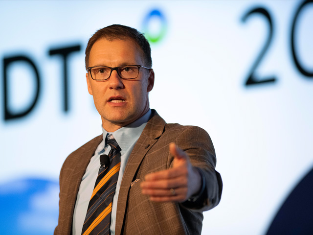 David Horsager argues that a lack of trust is one of the biggest challenges to business success, and it&#039;s built or broken with every interaction. (DTN/Progressive Farmer photo by Joel Reichenberger)