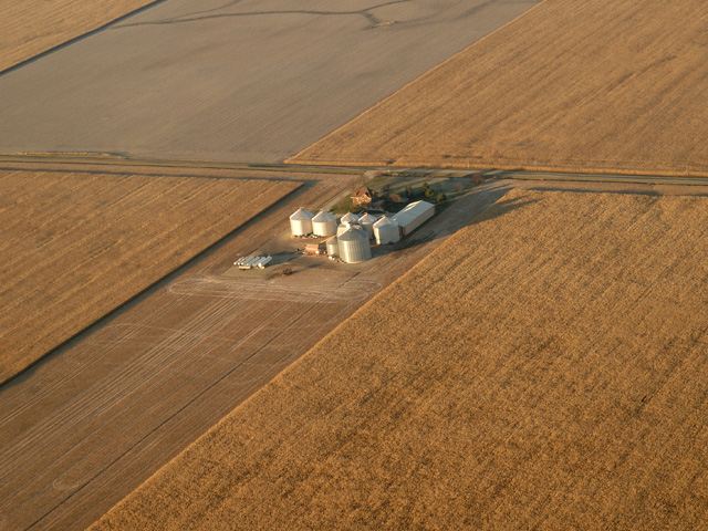 As harvest presses on, and the year comes to close, many farmers turn their thoughts to the future and whether it&#039;s time to retire. While federal estate tax laws have changed, there are still many reasons to assemble a succession plan. (DTN Photo by Jim Patrico)